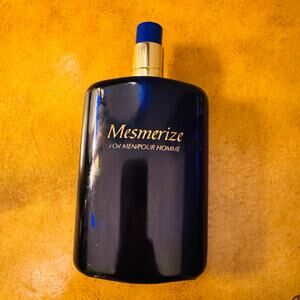 VTG Avon Mesmerize Woody Men Cologne Spray 100 ml 3.4 oz Full Size Discontinued